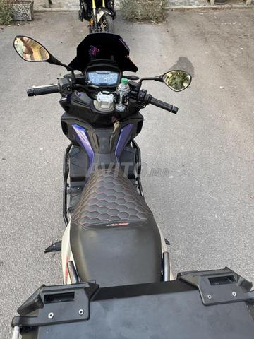 Aprilia SR GT 200cc - 2