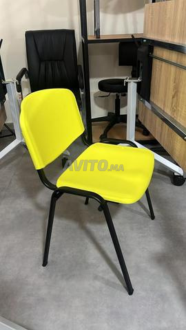 Chaise ISO en PVC pour bureaux - 2