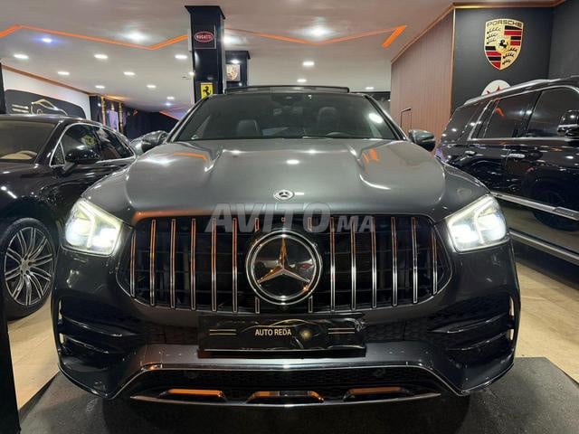 مرسيدس بنز جي ال اي كلاس 400d 4MATIC - 2