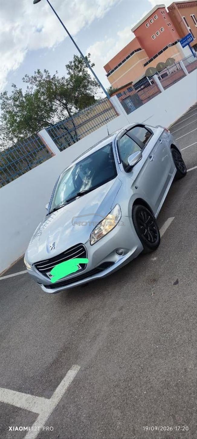 peugeot 301 en très bonne état 