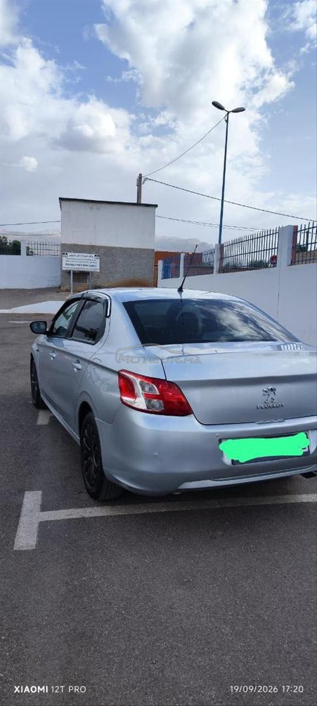 peugeot 301 en très bonne état 