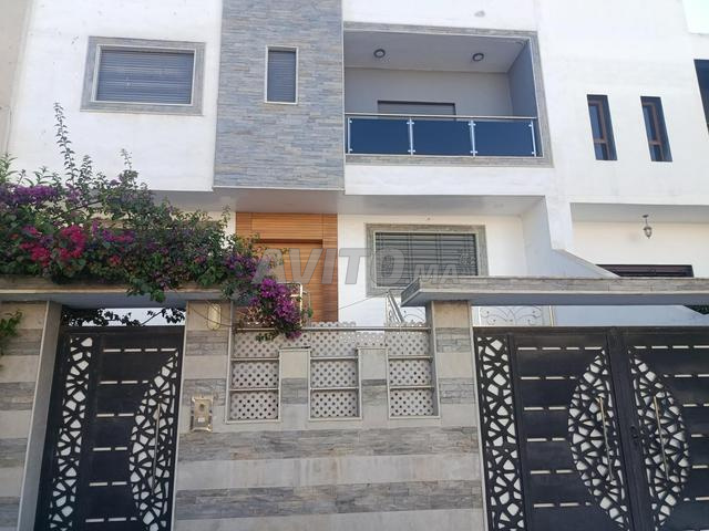 Villa complète à vendre trois niveaux - 2