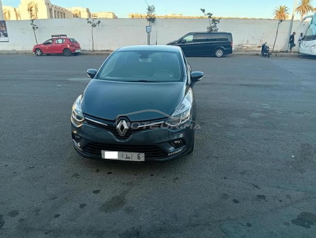 Renault Clio4  3amra 6cv 1ermain 2021 Casa 