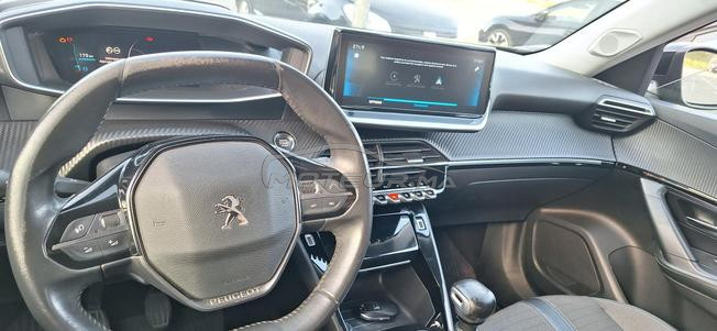 PEUGEOT 2008 ALLURE | FIN 2021