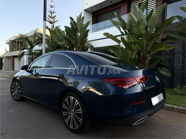 سيارة CLA 220d كوبيه ديستنكْتيف بحالة ممتازة - 2