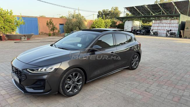 ford focus stline 2023