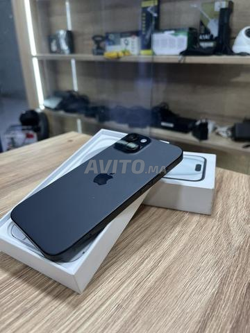 iPhone 15 normal 128G 87 état batterie - 2