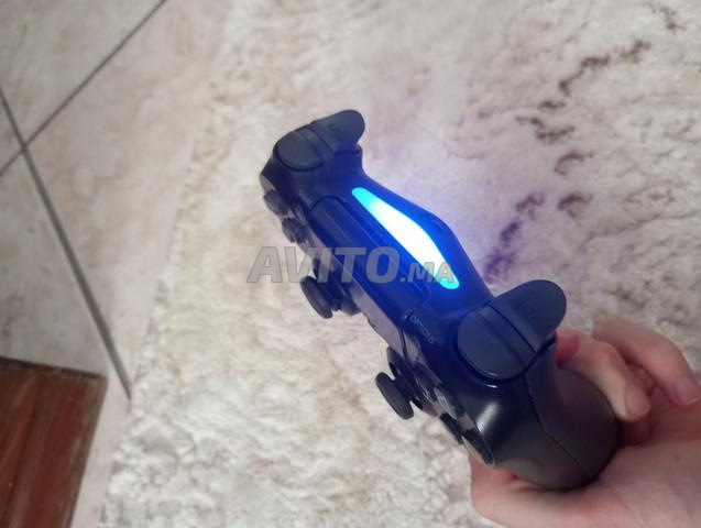 PS4 Slim - 2
