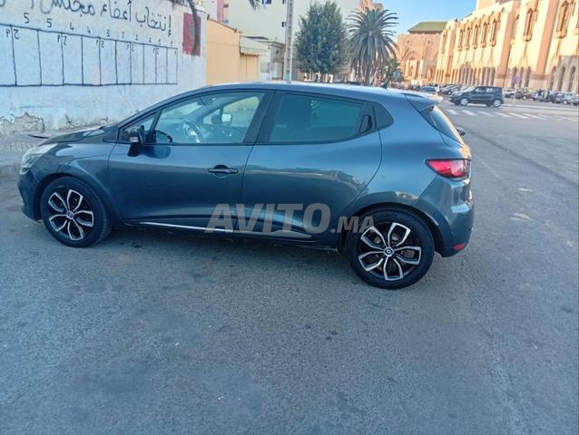 Clio 4 2021 diesel 6cv 1ère main Casablanca - 2