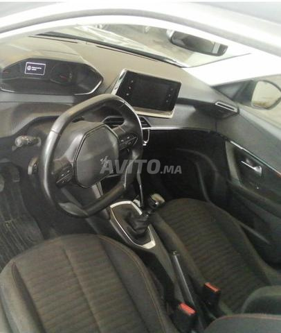 Peugeot 2008 - 2