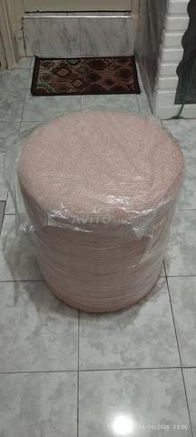 Pouf encore neuf - 2
