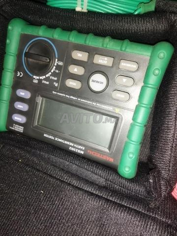 Appareil Mastech MS2302 et UNI-T UT511 - 2