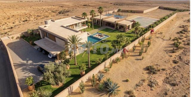 أرض للبيع مع جميع التراخيص - 2