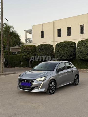 Peugeot 208 Diesel Manuelle 2024 à Fès