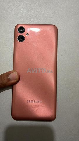 Samsung A04e en très bon état - 2