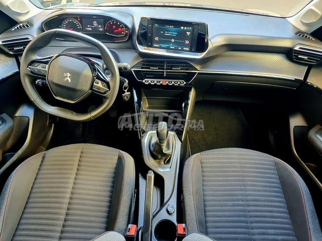 Peugeot 208 Diesel Manuelle 2023 à Casablanca