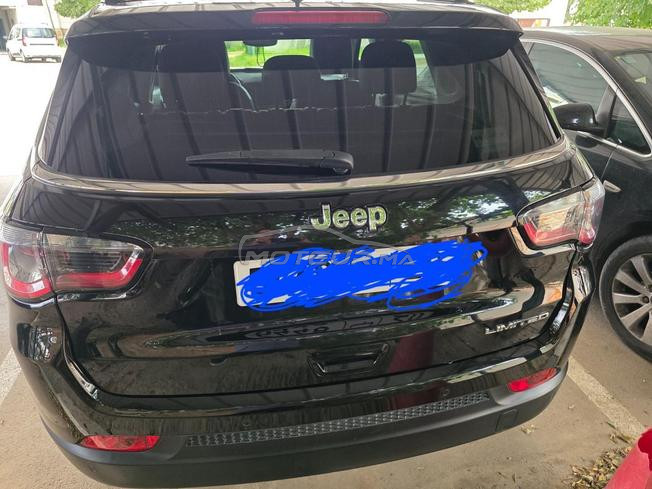 voiture jeep  à vendre 