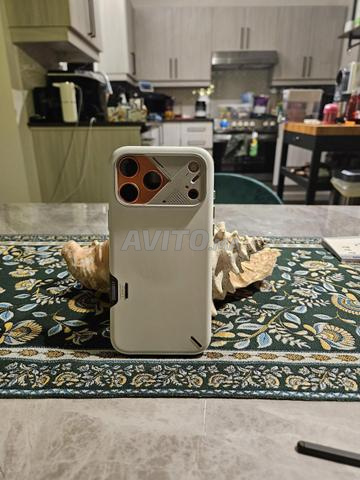 iPhone 17 Pro Max 256Go eSIM - 2