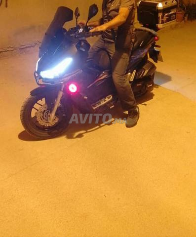 Celui qui le veut, bienvenue, neuf - 2