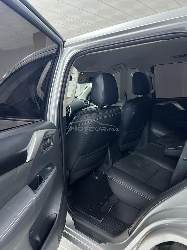 Mitsubishi Pajero 2018 manuel 