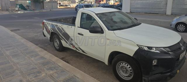 Mitsubishi L200 - 2