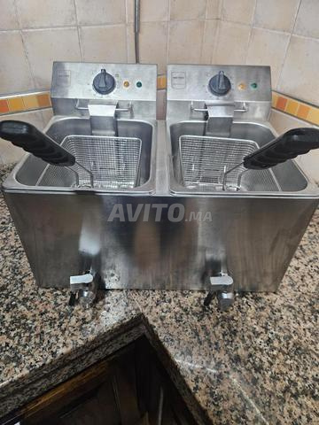 Friteuse marque Metro allemande tout en inox - 2