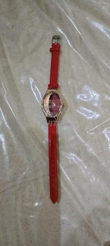 Montre élégante pour femme à prix raisonnable - 2