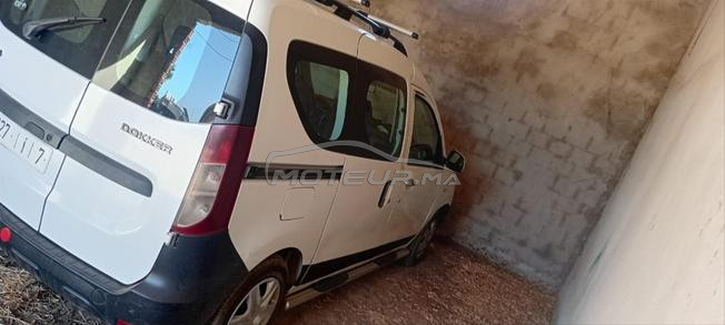 سيارة داسيا 