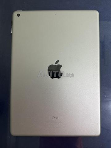 iPad 5ème Gen 32GB – 999 DH - 2