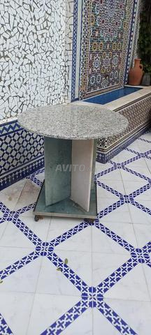 Table ronde en marbre - 2