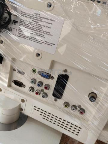 TV avec HDMI et VGA.. - 2