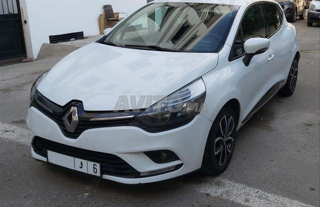 Renault Clio 4 Intens 1.5 dCi Automatique –12/2017