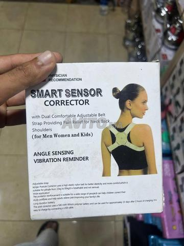 Nous vous présentons le correcteur de posture intelligent Smart Sensor - 2