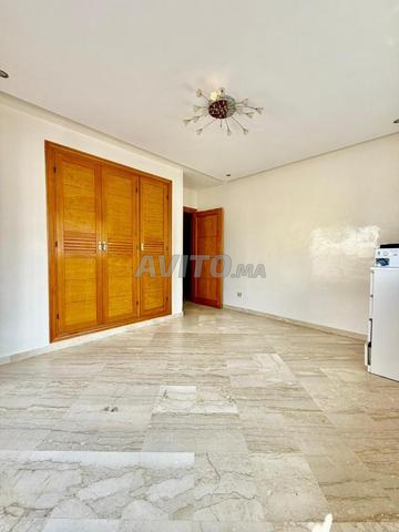 À louer, appartement 124m² à Jnane Californie - 2