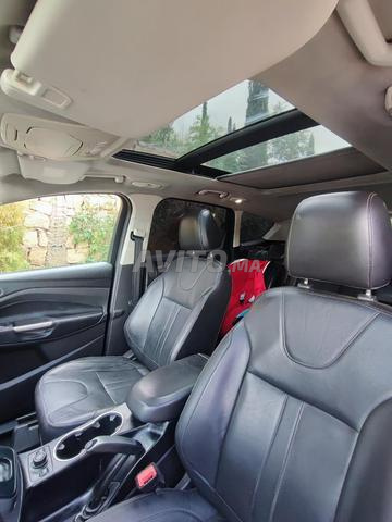 FORD KUGA TITANIUM AUTOMATIQUE