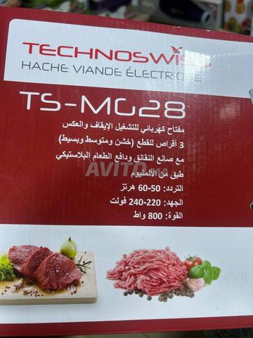 للبيع مفرمة لحم كهربائية من ماركة Technoswis - 2