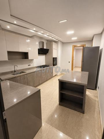 Appartement vide à louer - 2