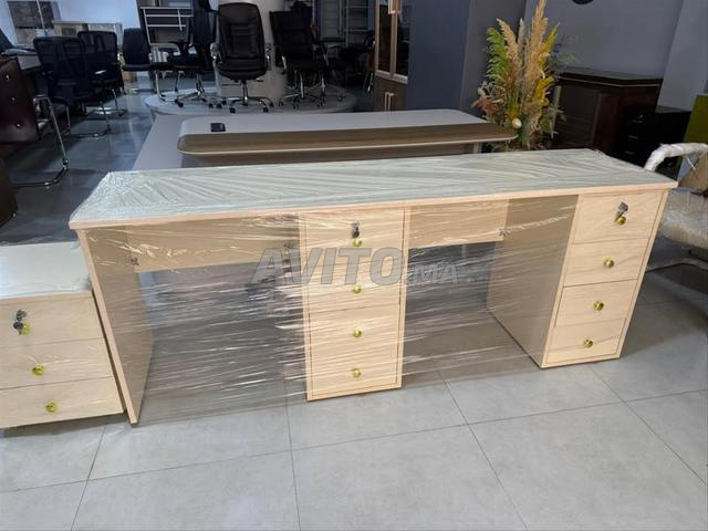 Élégance et luxe dans un seul bureau - 2