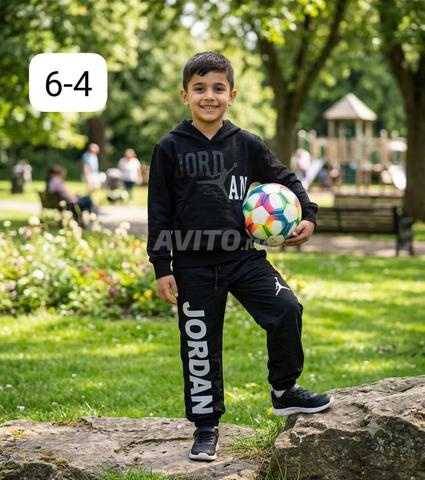 Kitemat tables pour enfants disponibles - 2