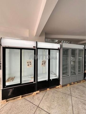 Vitrine réfrigérée verticale à deux portes vitrées Klimasan