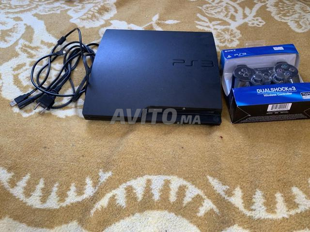 Playstation 3 à vendre, encore propre - 2