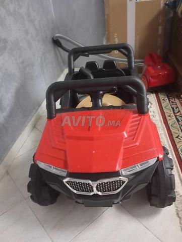 Je mets en vente voiture enfant - 2