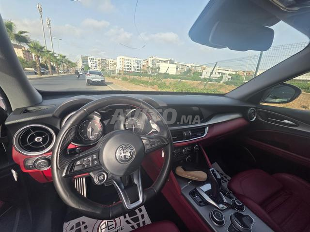 VOITURE DE LUXE