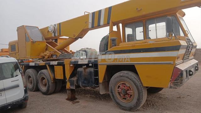 Camion Kroui 25 tonnes - 2