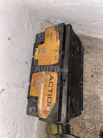 Batterie de voiture à vendre - 2