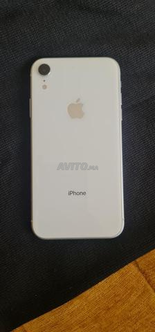 iPhone XR 64 Go - 2