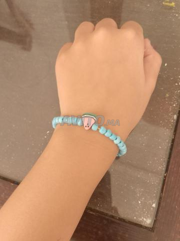 Joli bracelet bleu ciel 10 dh - 2