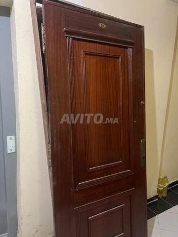 Porte à vendre - 2