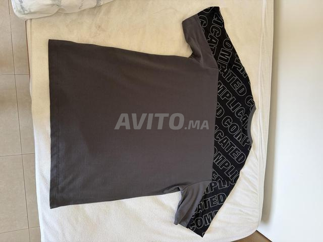 Tshirt taille S oversize - 2