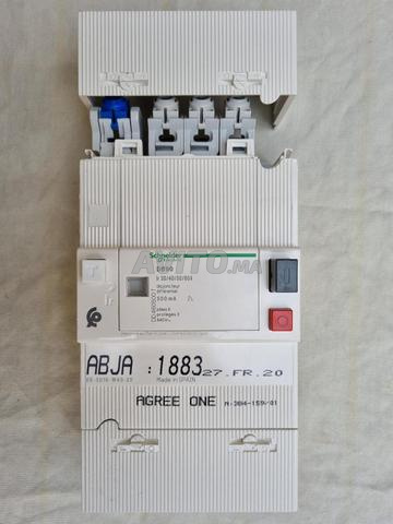 DISJONCTEUR Schneider DIFF. 4 fils 30 à 60A 500 MA - 2
